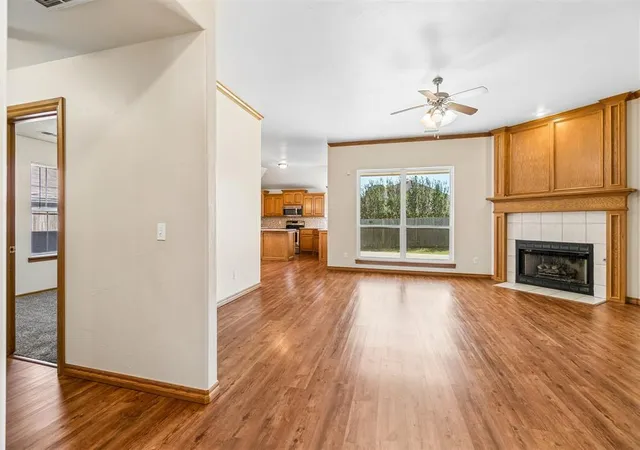 Photo 4 of Single family home for sale at 904 SW 39th Street, Moore, OK 73160 | MLS# 1254420 | Listing updated on 2026-10-31