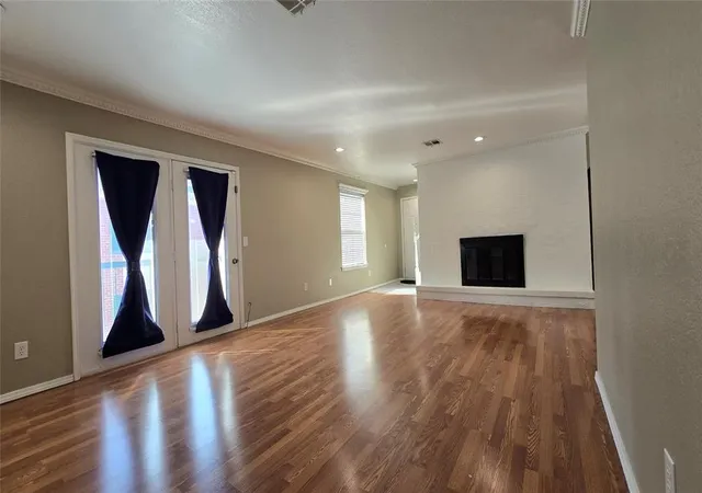 Photo 4 of Condo for sale at 4400 Hemingway Dr #256, Oklahoma City, OK 73118 | MLS# 1254422 | Listing updated on 2026-10-22
