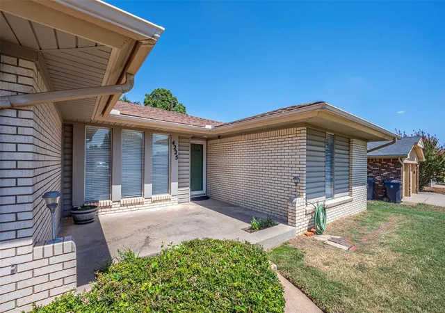 Single family home for sale at 4225 NW 31st Terrace, Oklahoma City, OK 73112 | MLS# 1254436