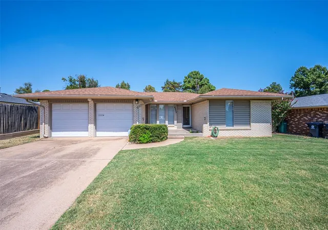 Photo 3 of Single family home for sale at 4225 Nw 31st Terrace, Oklahoma City, OK 73112 | MLS# 1254436 | Listing updated on 2026-10-20