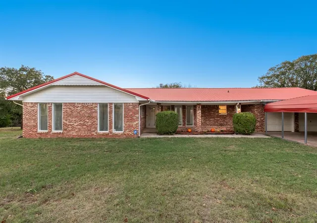 Single family home for sale at 6040 156th Northeast Ave, Newalla, OK 74857 | MLS# 1254475