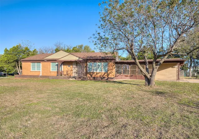 Photo 1 of Sale Pending at 2608 Mickey Rd, Oklahoma City, OK 73115 | MLS# 1254524 | Listing updated on 2026-10-25