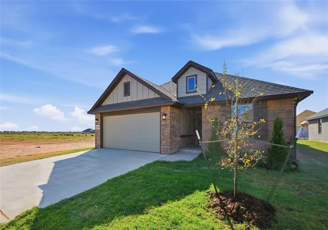 Photo 1 of Single family home for sale at 11340 Nw 162 Street, Oklahoma City, OK 73078 | MLS# 1254529 | Listing updated on 2026-10-29