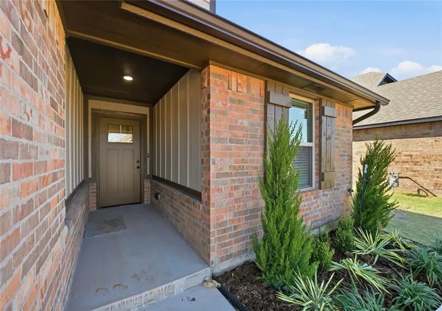 Photo 2 of Single family home for sale at 11340 Nw 162 Street, Oklahoma City, OK 73078 | MLS# 1254529 | Listing updated on 2026-10-29