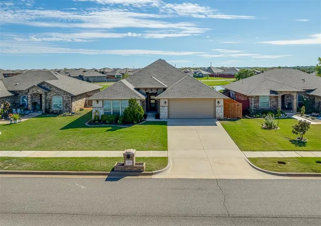 Photo 1 of Single family home for sale at 3808 Manderly Pl, Norman, OK 73026 | MLS# 1254550 | Listing updated on 2026-10-21
