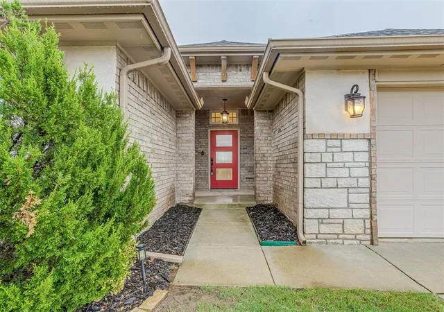 Photo 2 of Single family home for sale at 3808 Manderly Pl, Norman, OK 73026 | MLS# 1254550 | Listing updated on 2026-10-21