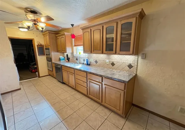 Photo 2 of Single family home for sale at 211 Magnolia Ave, Elk City, OK 73644 | MLS# 1254610 | Listing updated on 2026-10-26