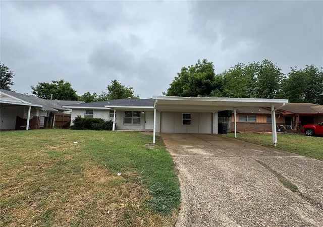 Single family home for sale at 104 SW 50th Street, Oklahoma City, OK 73109 | MLS# 1254635
