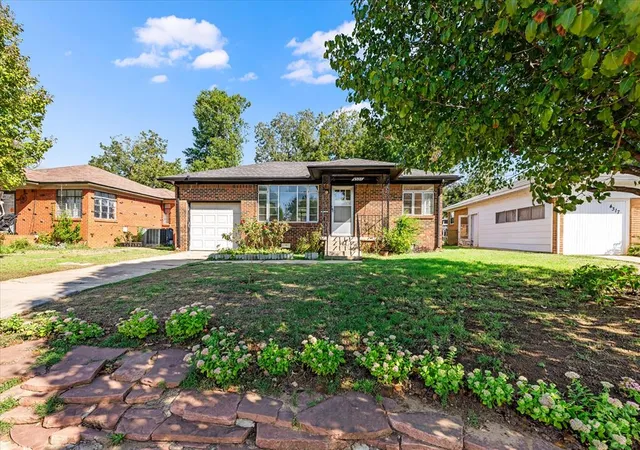 Photo 1 of Single family home for sale at 4321 Nw 17th Street, Oklahoma City, OK 73107 | MLS# 1254637 | Listing updated on 2026-10-27