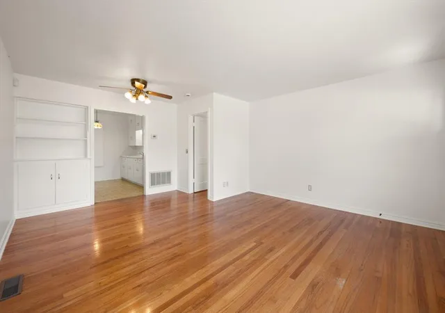 Photo 3 of Single family home for sale at 4321 Nw 17th Street, Oklahoma City, OK 73107 | MLS# 1254637 | Listing updated on 2026-10-27