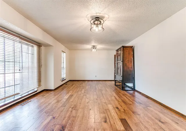Photo 4 of Single family home for sale at 11913 Sylvester Dr, Oklahoma City, OK 73162 | MLS# 1254639 | Listing updated on 2026-10-29