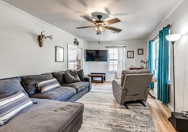 Photo 4 of Single family home for sale at 421 Bobby Mankin Dr, Choctaw, OK 73020 | MLS# 1254660 | Listing updated on 2026-10-23