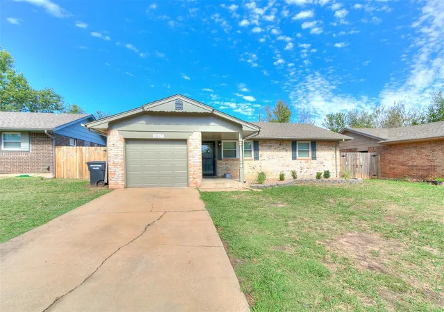 Photo 3 of Single family home for sale at 1017 NW 28th Street, Moore, OK 73160 | MLS# 1254665 | Listing updated on 2026-10-22