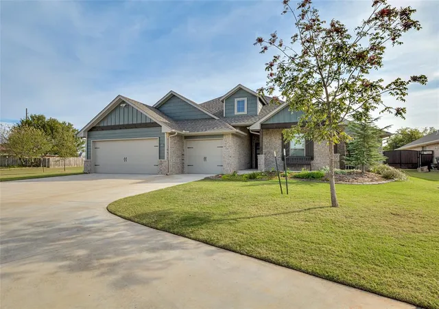 Photo 3 of Single family home for sale at 3404 Broadmoore Dr, Oklahoma City, OK 73160 | MLS# 1254682 | Listing updated on 2026-10-28