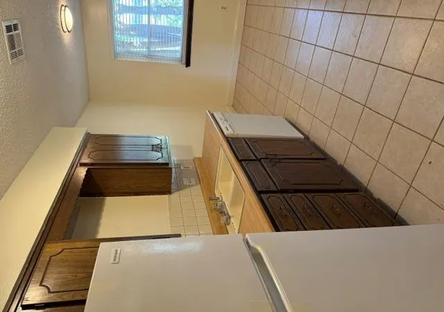 Photo 4 of Single family home for sale at 1127 E Katy Dr, Altus, OK 73521 | MLS# 1254695 | Listing updated on 2026-10-21