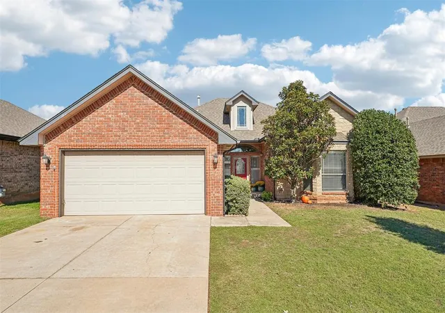 Photo 1 of Single family home for sale at 2701 Se 39th Street, Moore, OK 73160 | MLS# 1254743 | Listing updated on 2026-10-24