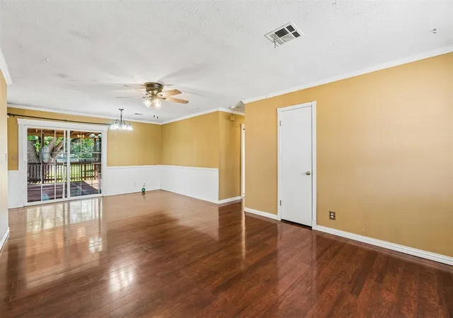 Photo 3 of Single family home for sale at 220 S Silver Dr, Mustang, OK 73064 | MLS# 1254760 | Listing updated on 2026-10-28