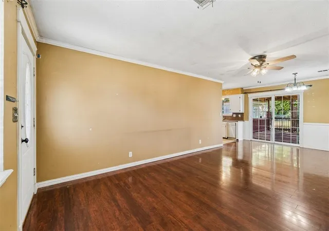 Photo 4 of Single family home for sale at 220 S Silver Dr, Mustang, OK 73064 | MLS# 1254760 | Listing updated on 2026-10-28