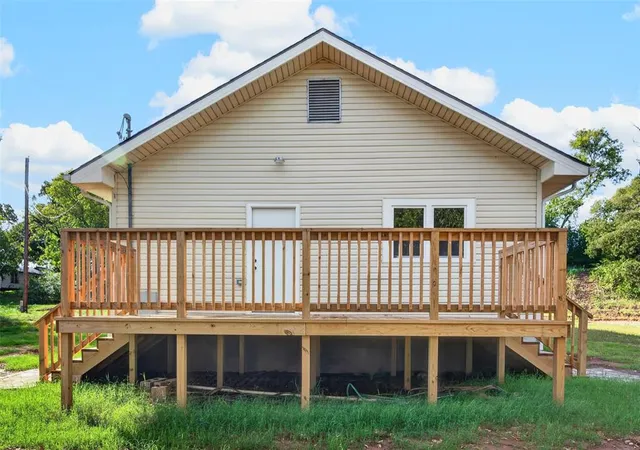 Photo 4 of Single family home for sale at 619 W Lee St, Pauls Valley, OK 73075 | MLS# 1254761 | Listing updated on 2026-10-28