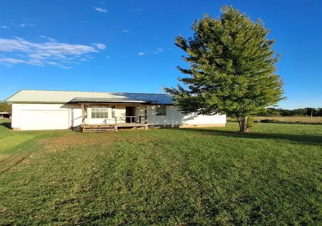Photo 1 of Single family home for sale at 108162 N 3750 Road, Okemah, OK 74859 | MLS# 1254819 | Listing updated on 2026-10-21