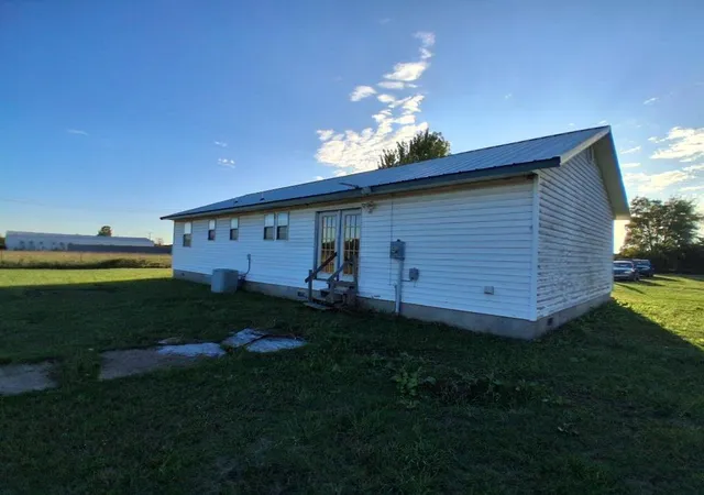 Photo 1 of Single family home for sale at 108162 N 3750 Road, Okemah, OK 74859 | MLS# 1254819 | Listing updated on 2026-10-21