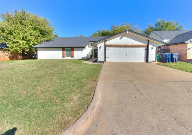 Single family home for sale at 8221 Willow Crk Blvd, Oklahoma City, OK 73162 | MLS# 1254822