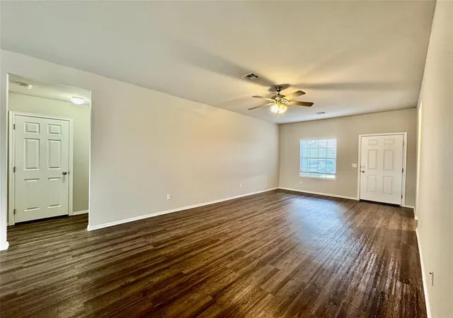 Photo 3 of Single family home for sale at 1890 Bartlett Dr, Newcastle, OK 73065 | MLS# 1254855 | Listing updated on 2026-10-21