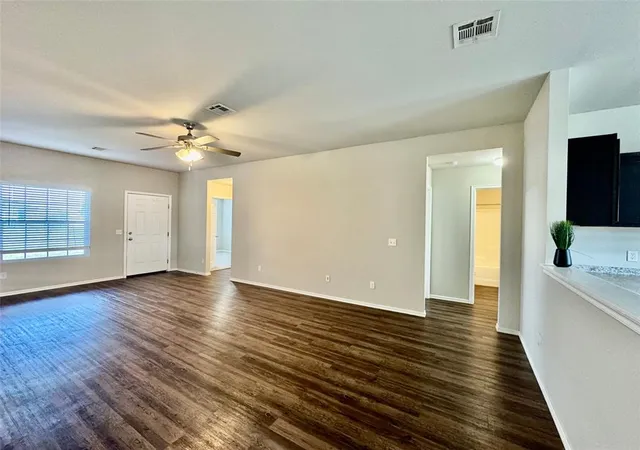 Photo 4 of Single family home for sale at 1890 Bartlett Dr, Newcastle, OK 73065 | MLS# 1254855 | Listing updated on 2026-10-21