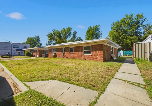 Photo 1 of Sale Pending at 434 Park Dr #436, Norman, OK 73069 | MLS# 1254863 | Listing updated on 2026-10-26