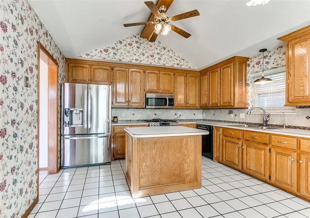 Photo 3 of Single family home for sale at 10509 Foxhorn Cir, Oklahoma City, OK 73130 | MLS# 1254866 | Listing updated on 2026-10-21
