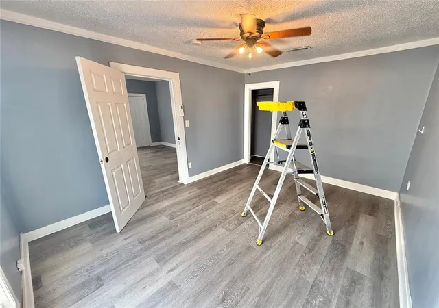 Photo 4 of Single family home for sale at 207 E Liveoak St, Altus, OK 73521 | MLS# 1254892 | Listing updated on 2026-10-22