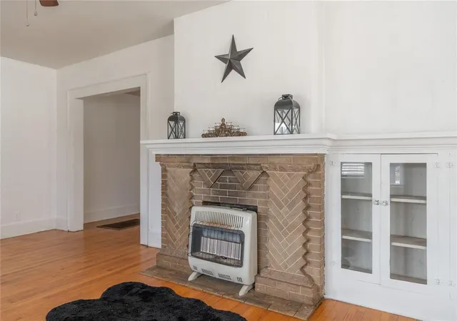 Photo 2 of Single family home for sale at 3711 S Shields Blvd, Oklahoma City, OK 73129 | MLS# 1254909 | Listing updated on 2026-10-22