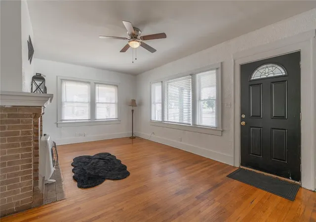 Photo 4 of Single family home for sale at 3711 S Shields Blvd, Oklahoma City, OK 73129 | MLS# 1254909 | Listing updated on 2026-10-22