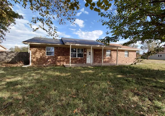 Photo 1 of Sale Pending at 320 Mckinley Ave, Calumet, OK 73014 | MLS# 1254935 | Listing updated on 2026-10-26