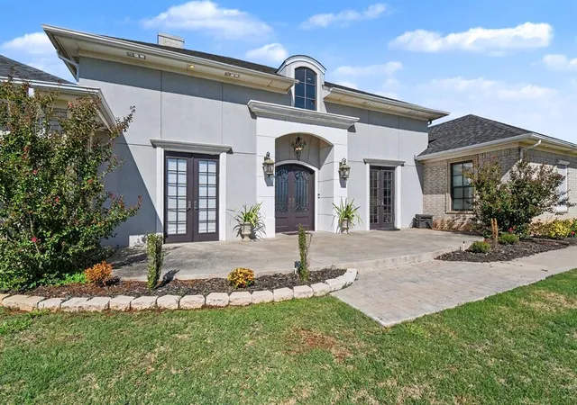 Photo 4 of Single family home for sale at 5211 Strait Dr, Oklahoma City, OK 73121 | MLS# 1254941 | Listing updated on 2026-10-29