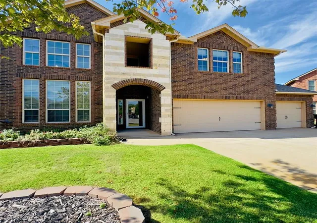 Single family home for sale at 11016 SW 39th Court, Mustang, OK 73064 | MLS# 1254971