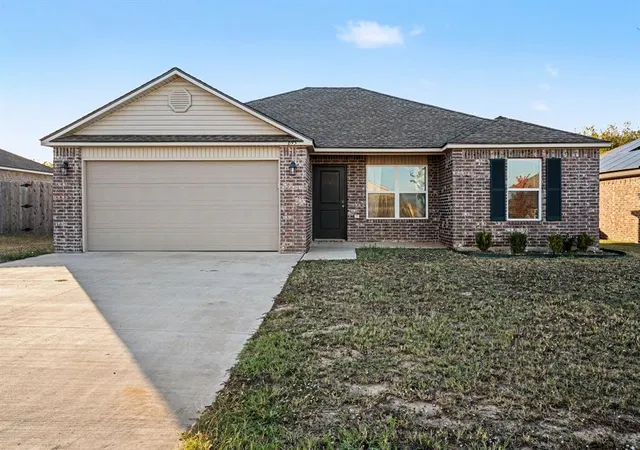 Photo 1 of Single family home for sale at 695 Foxtail Dr, Newcastle, OK 73065 | MLS# 1254974 | Listing updated on 2026-10-24