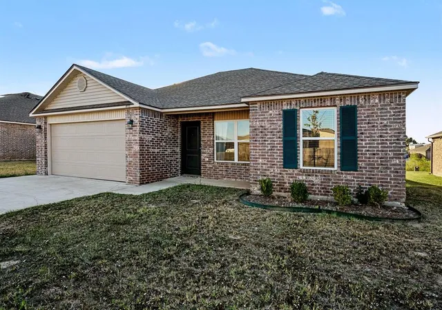Photo 3 of Single family home for sale at 695 Foxtail Dr, Newcastle, OK 73065 | MLS# 1254974 | Listing updated on 2026-10-24