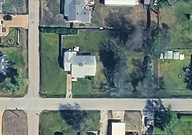 Photo 1 of Single family home for sale at 110 E Chicago St, Shawnee, OK 74804 | MLS# 1254984 | Listing updated on 2026-10-22