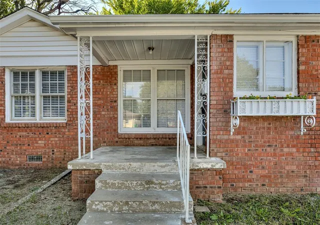 Photo 4 of Single family home for sale at 4304 NW 20th Street, Oklahoma City, OK 73107 | MLS# 1255022 | Listing updated on 2026-10-22