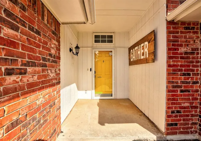 Photo 1 of Single family home for sale at 2717 SE 94th Street, Moore, OK 73160 | MLS# 1255023 | Listing updated on 2026-10-28