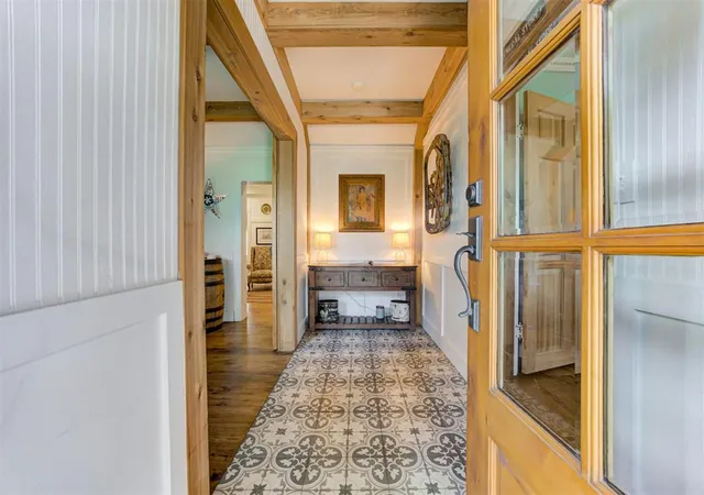 Photo 4 of Single family home for sale at 10311 S Sooner Rd, Guthrie, OK 73044 | MLS# 1255052 | Listing updated on 2026-10-23
