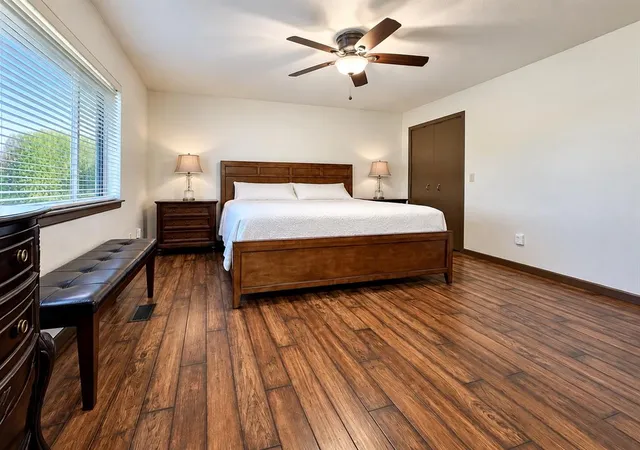 Photo 4 of Single family home for sale at 1308 Devonshire Ct, Edmond, OK 73034 | MLS# 1255056 | Listing updated on 2026-10-24