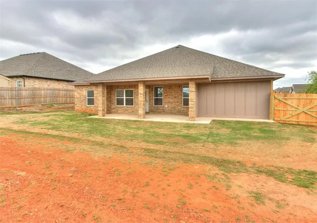 Photo 4 of Single family home for sale at 14920 Winoma Dr, Oklahoma City, OK 73142 | MLS# 1255058 | Listing updated on 2026-10-30