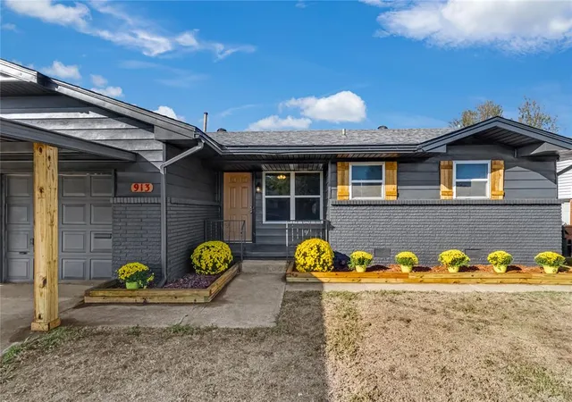 Photo 1 of Single family home for sale at 913 Holoway Dr, Oklahoma City, OK 73110 | MLS# 1255059 | Listing updated on 2026-10-24