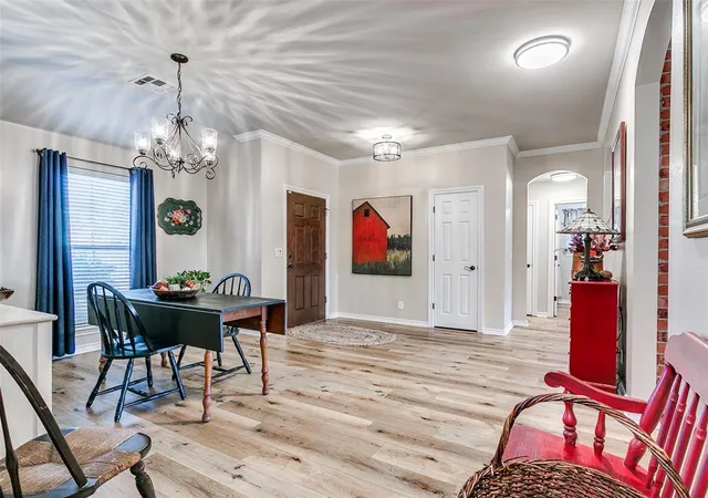 Photo 4 of Single family home for sale at 2146 Thomas Trl, Edmond, OK 73003 | MLS# 1255061 | Listing updated on 2026-10-26
