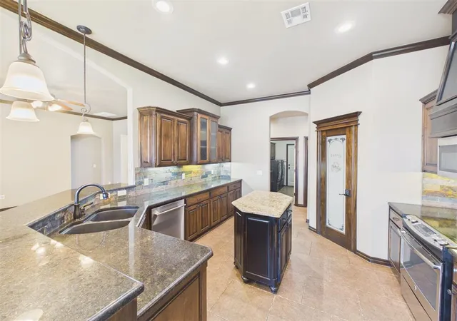 Photo 3 of Single family home for sale at 8508 NW 111th Street, Oklahoma City, OK 73162 | MLS# 1255077 | Listing updated on 2026-10-23