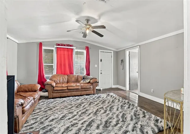 Photo 4 of Single family home for sale at 37 N University St, Seminole, OK 74868 | MLS# 1255080 | Listing updated on 2026-10-23