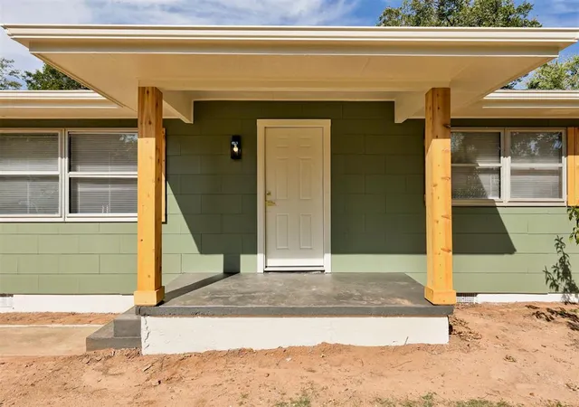 Photo 2 of Single family home for sale at 2120 W 23rd Avenue, Stillwater, OK 74074 | MLS# 1255087 | Listing updated on 2026-10-24