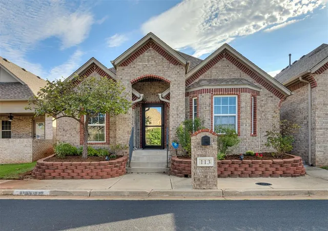 Single family home for sale at 113 Rue De Montserrat, Norman, OK 73071 | MLS# 1255099